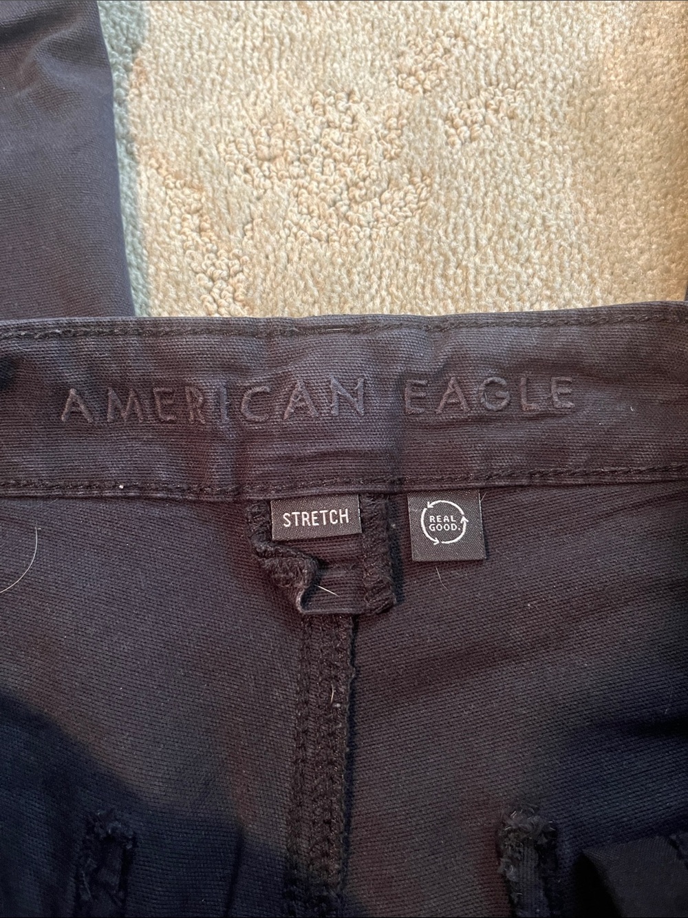 American Eagle Outfitters Black Cargo Pants with Side Pockets - Picture 4 of 5